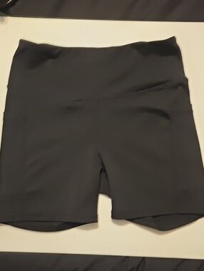 Stretch The Rules Black High Waisted Biker Shorts Size Medium